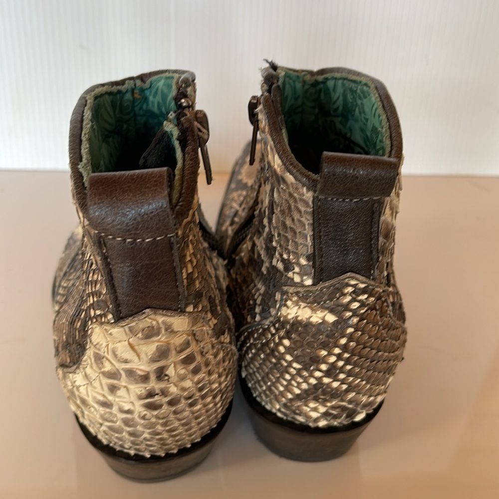 Corral Python Booties Size 7.5 Euc - image 4